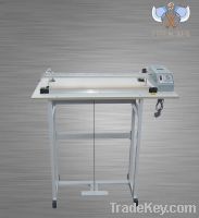 Sell pedal sealing machine with cutter