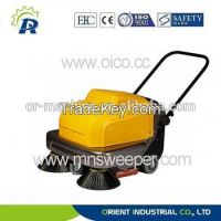 Hand push road sweeper