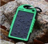 2014 new design Sports Mobile Solar charger 5000mAh waterproof Solar Flashlight with Mobile Charger