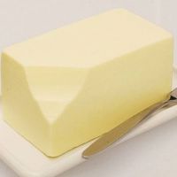 Unsalted yellow butter 82%
