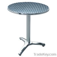 Commercial quality round restaurant tables