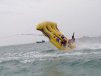 Hand made 1.2mm PVC yellow color banana boat flying fish for sale