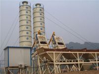 Manually-operated concrete mixing plant