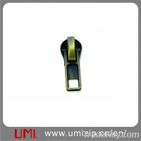 anti-abrasion skirts 4.5 yg jacket zip slider zipper pull