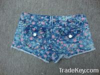 Ladies hot short Jeans Selling