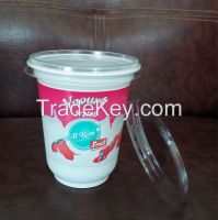 Manufacturer provides disposable plastic cup / yogurt cup