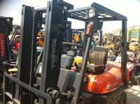 Used TOYOTA FD30 FORKLIFTER