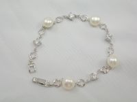 Sell freshwater pearls bracelet