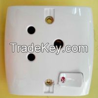 1 gang 15A switched socket