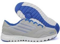 We sell many kinds of sporting casual shoes