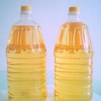 Sell 100% refined sunflower oil/ cooking oil