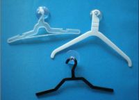 hot popular plastic mini hanger with suction cup for mini t shirt and toy chothes