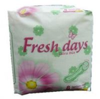 lady use sanitary napkin, women use sanitary napkin, soft and dry surface sanitary napkin