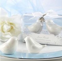 Love Birds Salt and Pepper Shaker Party favors wedding favors gifts