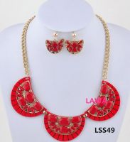 Sweet Woman handmade  collar necklace earrings set LSS49