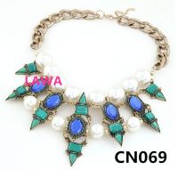 Wholesale fashion Woman handmade necklace earrings set  CN069