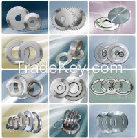 Various kinds of round and cylinder-shaped blades