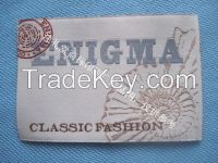 design all kinds of woven label for garment and shoes