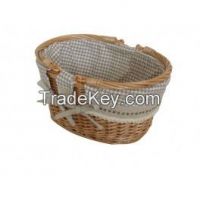 Willow storage basket with cloth liner