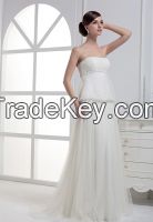 Floor length soft tulle strapless wedding dress