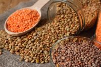 whole red/ brown lentils for sale