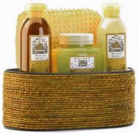 Pralines & Honey Bath Basket