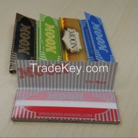 Moon red 1 1/4 ultra thin smoking rolling paper