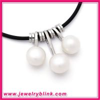 Sell 3-pearl 8mm pendant rubber rope 12062