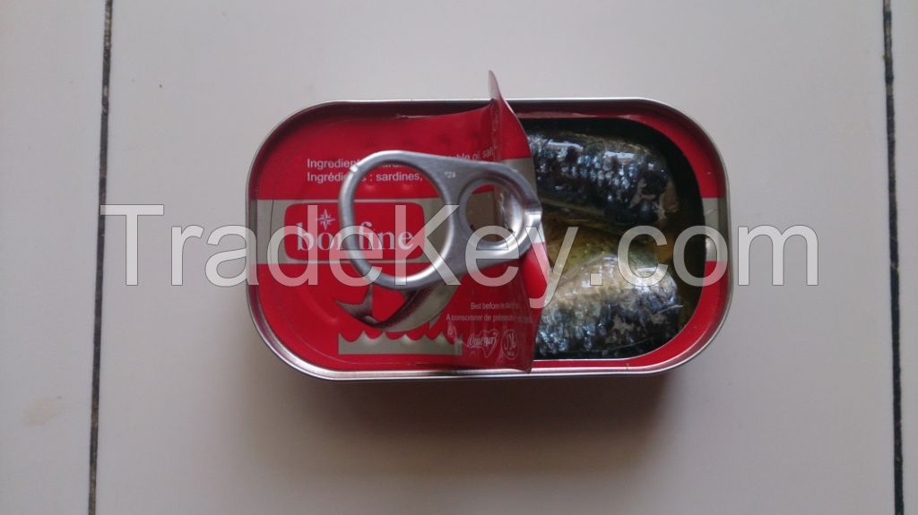 Canned sardines in vegetable oil