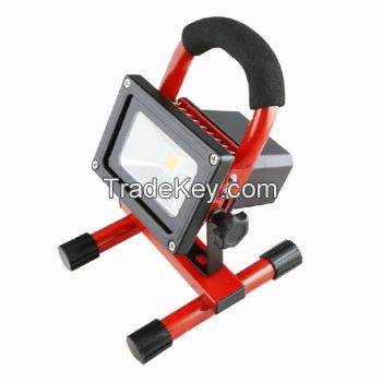 Portable LED flood light