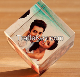 Crystal block and cube with 3d laser for decoration and gift