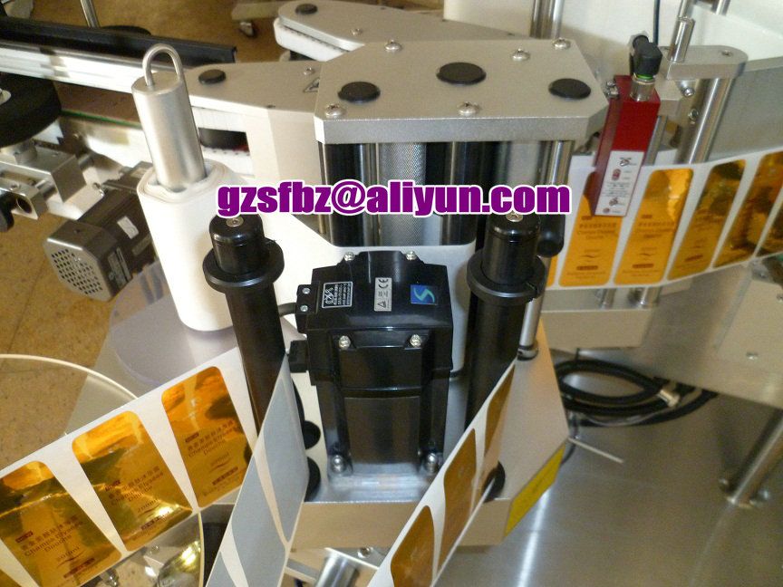 automatic labeling machine(double sides)