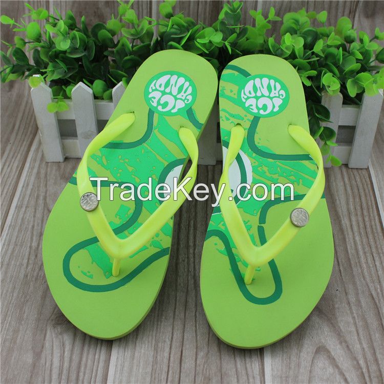 Comfortable fancy girl slippers for beach use
