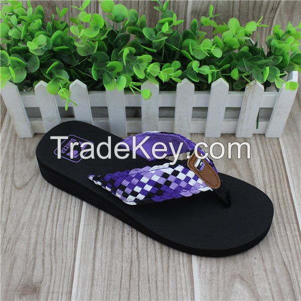 Women style mid-heel flip flops