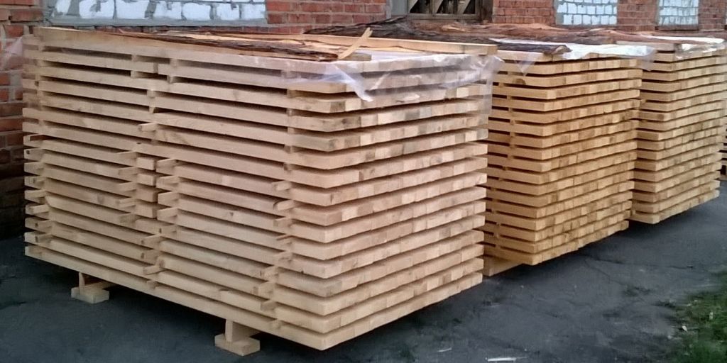 Kiln dried Pine Wood Sawn Timber, Timber for Constuction, Pallet Elements