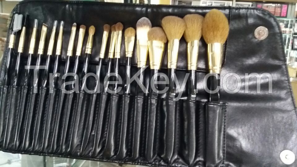 makeup brush