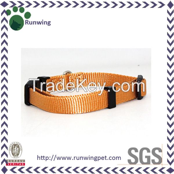 Customized Plain Red Nylon With Gumetal Buckle Dog Collar