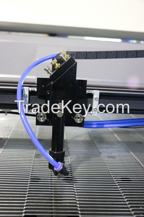 Clothing fabric laser cutting machine, laser cutting machine for leather
