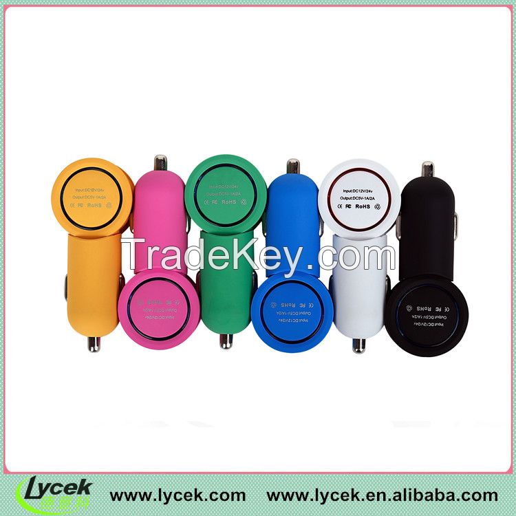 Compact design, nice finish dual USB Car Charger for iPhone