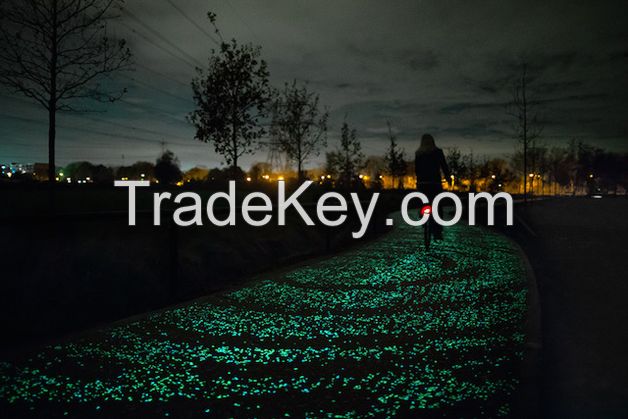 GLOW IN THE DARK ROAD MARK PAINT