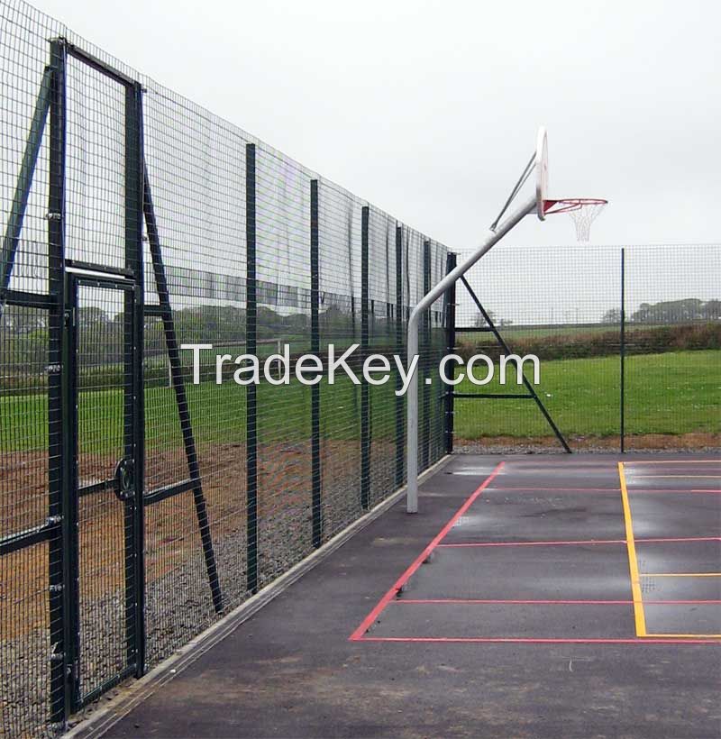 welded wire mesh fence