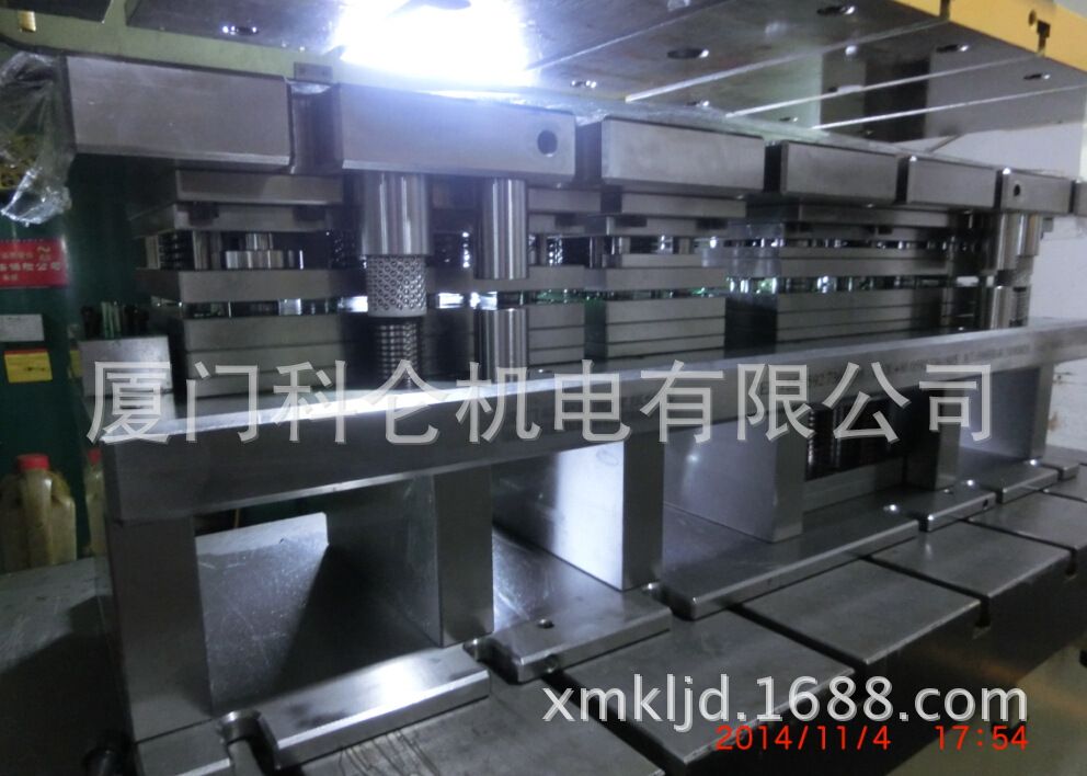 transfer mould, transfer die, multi station, stamping mould