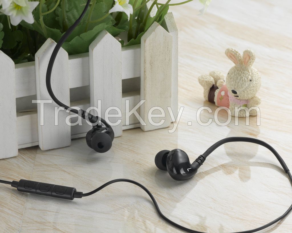 Ear hook style earphone with three button control and reinforced plug