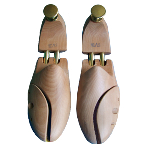 WOOD SHOETREE