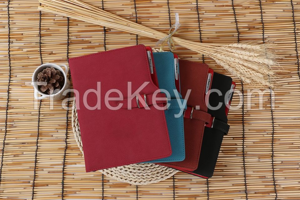 Patented Chinesered PU Buckled 13168 Notebook with pen