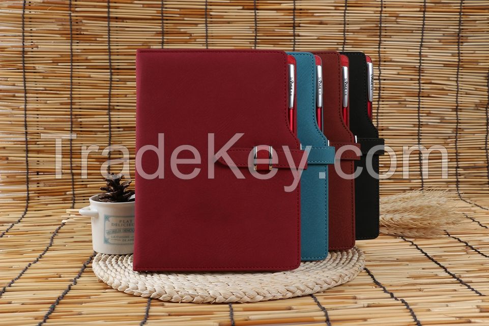 Patented Chinesered PU Buckled 13168 Notebook with pen