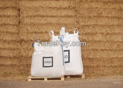 Raps straw pellets horse bedding