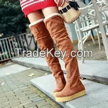 Ladies keen-high boots