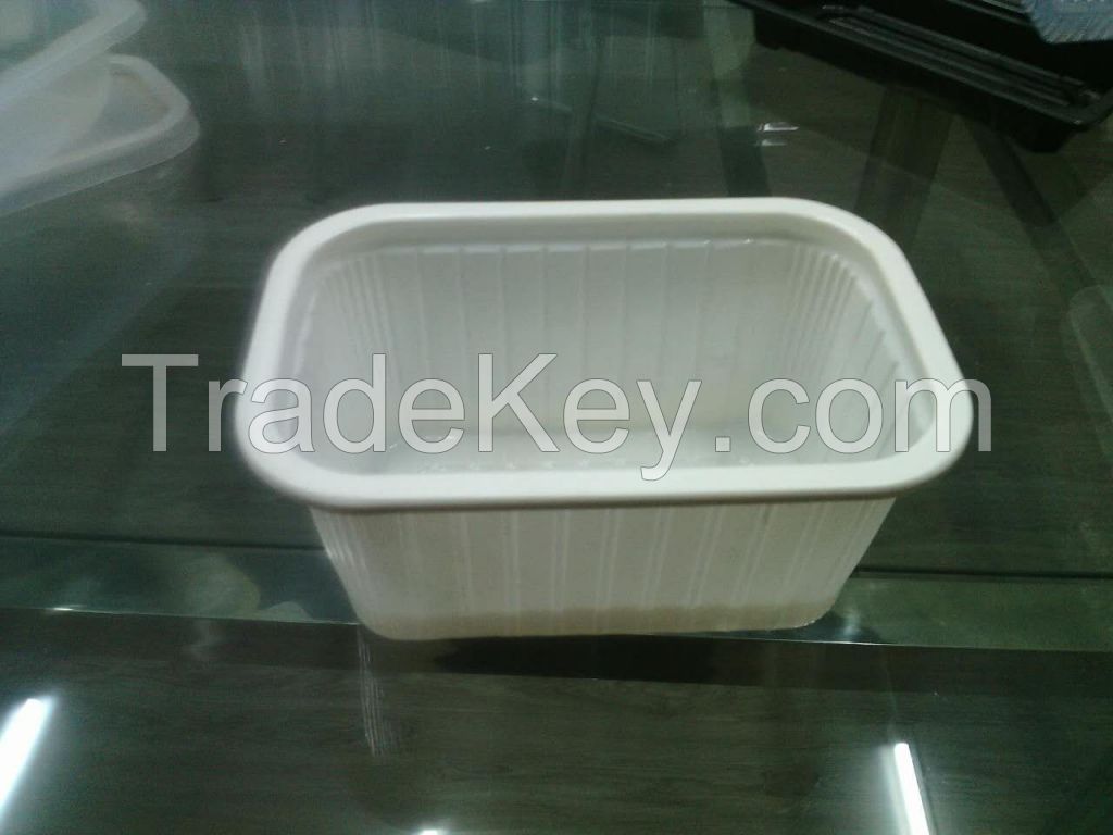 Plastic thermoforming machine for food containers/fruit trays/food containers/disposable boxes/box making machinery