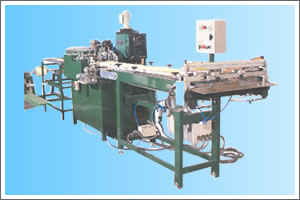 Air filter pleating machine